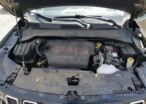 2019 Jeep Compass Latitude из США, поврежденный, VIN 3C4NJDBBXKT656057